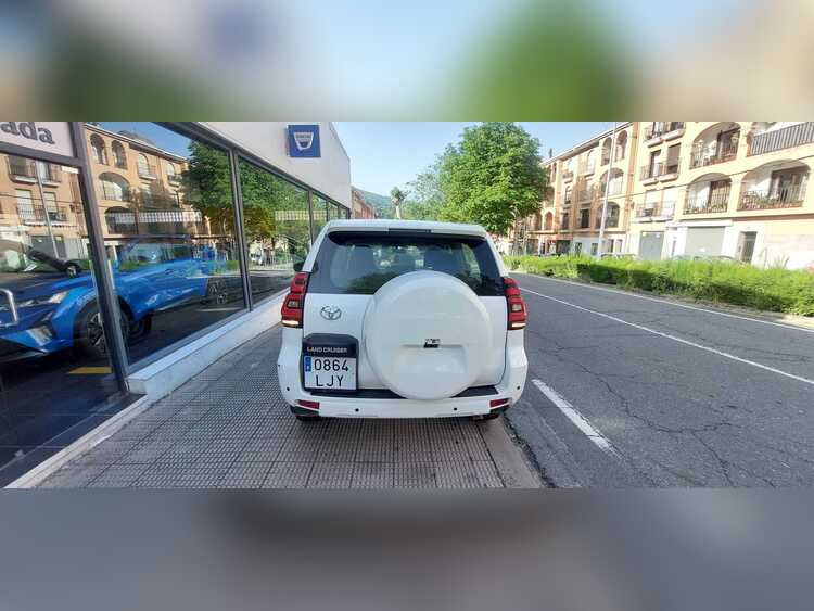 Toyota Land Cruiser 2.5 177CV foto 4
